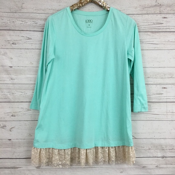 LOGO by Lori Goldstein Tops - 🍁LOGO by Lori Goldstein turquoise lace hem tunic